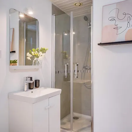 Charmante Maison Au Coeur De *